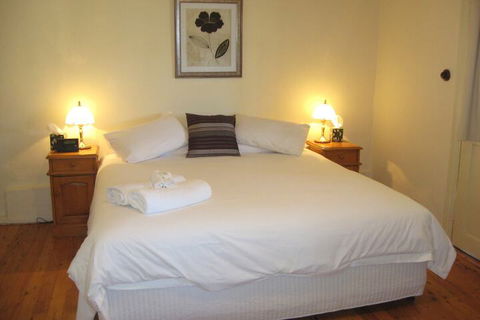 Goat Square Cottages - Accommodation Asia 3