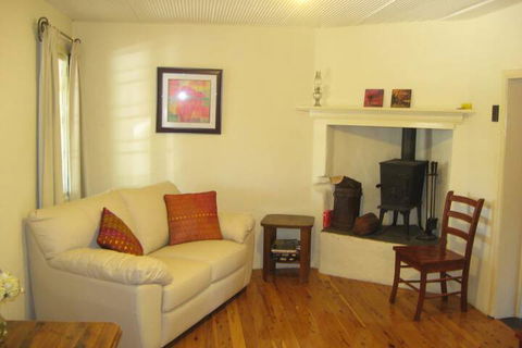 Goat Square Cottages - Accommodation Asia 2