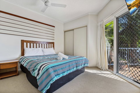 Reflections Holiday Apartments - Accommodation Guide 2