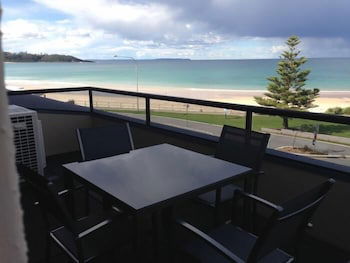 Beachhouse Mollymook - Accommodation Asia 1