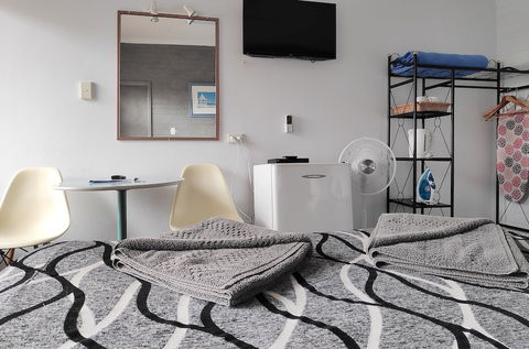 Beachhouse Mollymook - Accommodation Asia 4