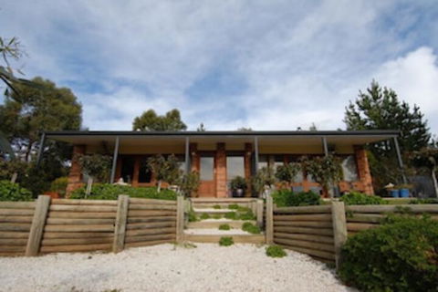Blickinstal Barossa Valley Retreat - Accommodation Asia 0