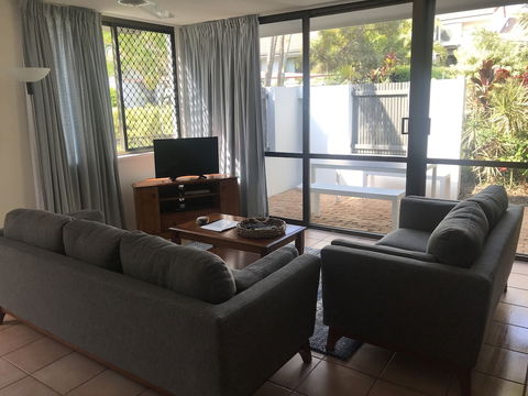Peregian Court Resort - Accommodation Asia 4