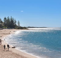 Norfolks on Moffat Beach - Accommodation Asia