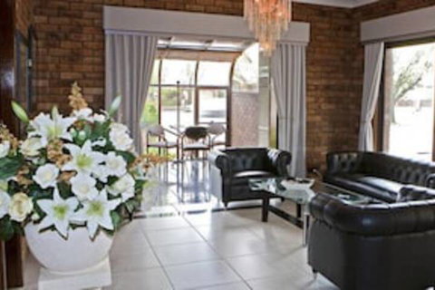 Central Caleula Motor Lodge - Accommodation China 0