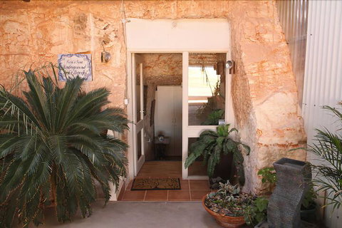 Underground Bed And Breakfast - Accommodation China 1