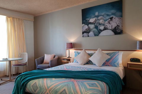 Leagues Motel - Accommodation Asia 6
