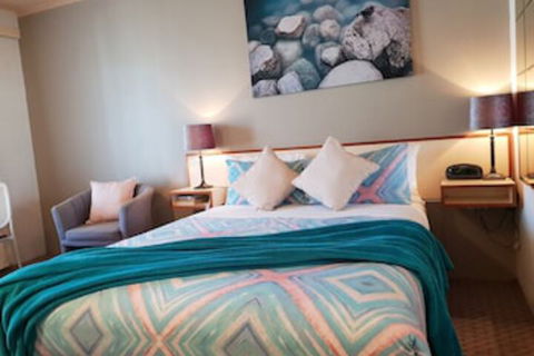 Leagues Motel - Accommodation Asia 0