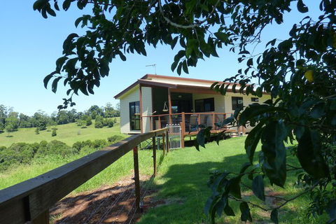 Bellthorpe Stays - Accommodation Asia 6