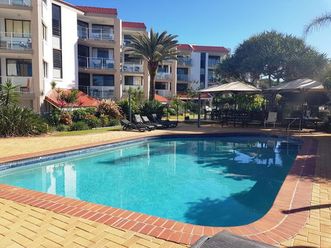 Casablanca Beachfront Holiday Apartments - Accommodation Asia 2