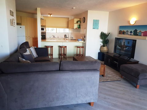 Casablanca Beachfront Holiday Apartments - Accommodation Asia 6