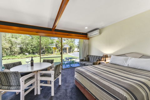 William Macintosh Motor Lodge - Accommodation Asia 1