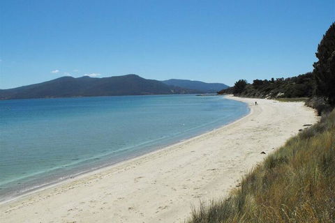 Discover Bruny Island Holiday Accommodation - Accommodation Guide 2