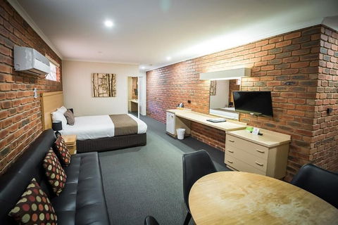 Australian Settlers Motor Inn - Accommodation Asia 6
