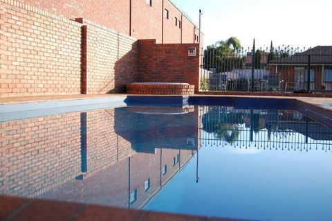 Australian Settlers Motor Inn - Accommodation Asia 4