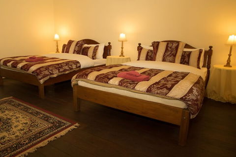 Wooleen Station - Accommodation Guide 5