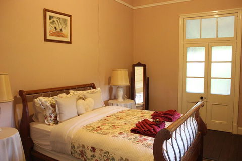 Wooleen Station - Accommodation Guide 7