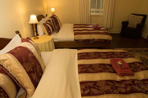 Wooleen Station - Accommodation Guide 6