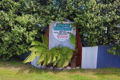 Strahan Bungalows - Accommodation Asia 3