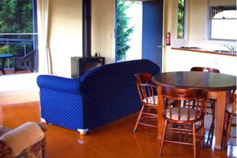 Spring Creek Mountain Cafe & Cottages - Accommodation Asia 1
