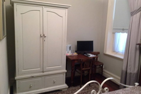 Arundel's Boutique Accommodation - Accommodation Guide 5