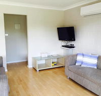 Emerald Apartment