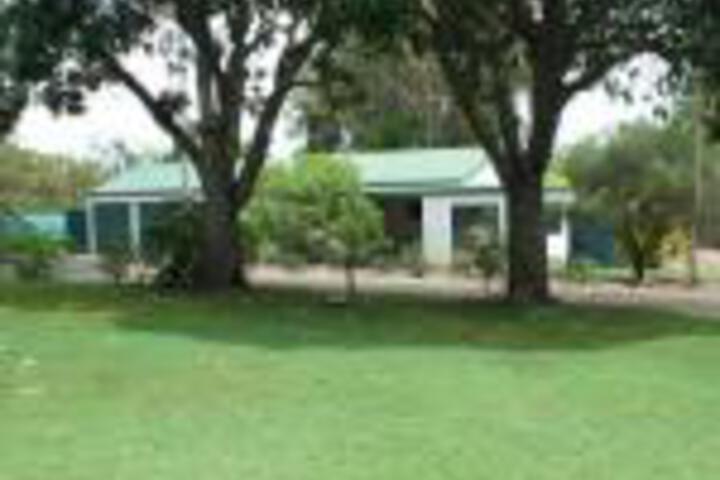 Booyal QLD Accommodation Guide