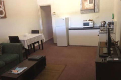 Copper Gate Motel - Accommodation Asia 5