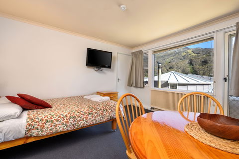 Kasees Apartments & Mountain Lodge - Accommodation Asia 6