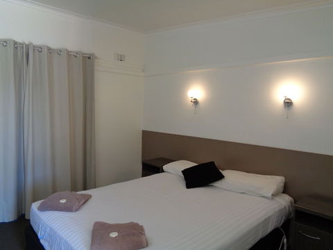 Parkway Motel - Accommodation Asia 3