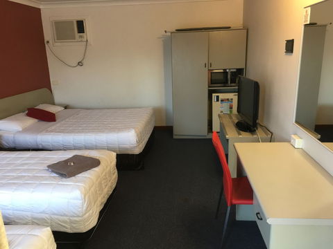Parkway Motel - Accommodation Asia 0