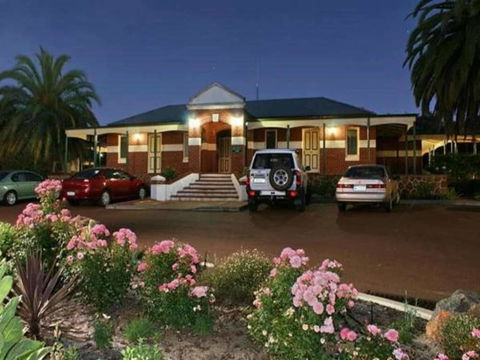 Nelsons Of Bridgetown - Accommodation Asia 1