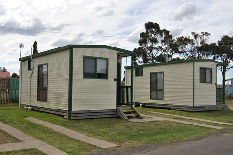 Swansea Holiday Park - Accommodation Guide 1