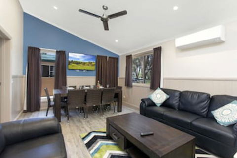 Armidale Tourist Park - Accommodation Asia 0