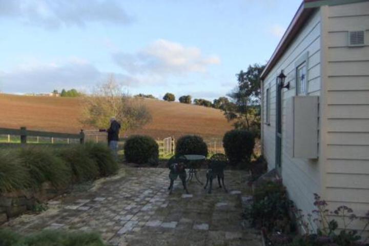 Sassafras TAS Accommodation China