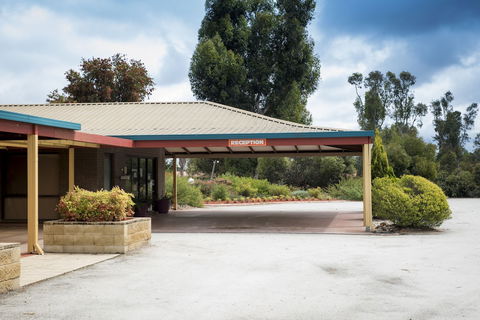 Barooga Country Inn Motel - Accommodation Guide 2