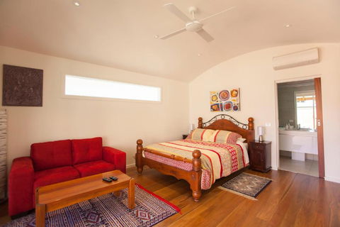 Chianti Cottages - Accommodation Guide 5