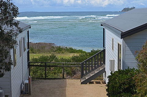 Tuross Beach Cabins & Campsites - Accommodation Asia 3