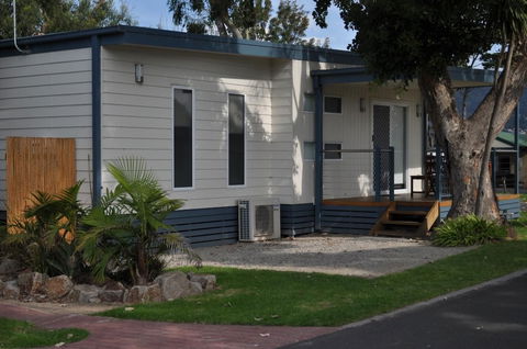 Kangerong Holiday Park - Accommodation Guide 2