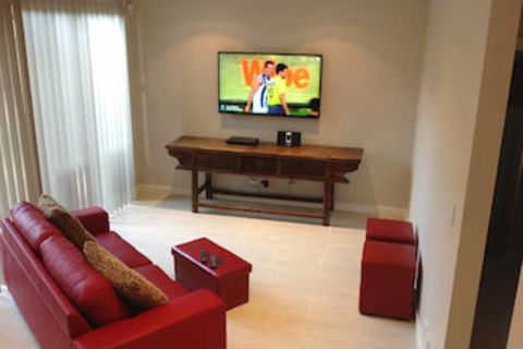 Elandra Holiday Home - Accommodation Asia 1