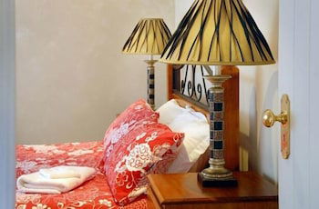 Barrington Hideaway- River Cottages - Accommodation Guide 5