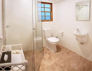 Barrington Hideaway- River Cottages - Accommodation Guide 1