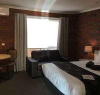 Melton Motor Inn  Apartments - Accommodation Asia