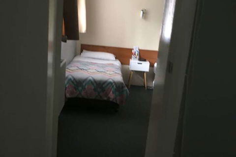 Camperdown Cascade Motel - Accommodation Guide 3