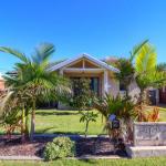 Surfside - Accommodation Guide 0