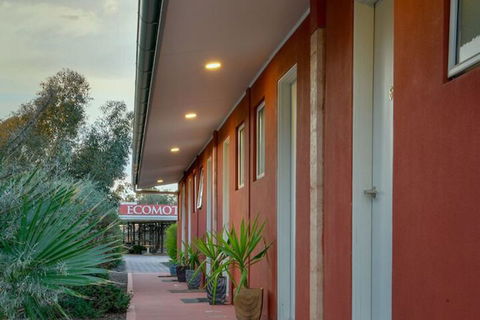 Crossroads Ecomotel - Accommodation Asia 3