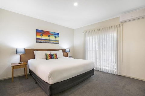 Quest Tamworth - Accommodation Guide 6