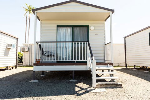 Hotel Settlers - Accommodation Guide 2