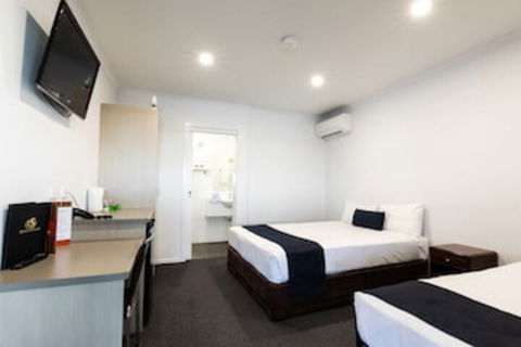 Hotel Settlers - Accommodation Guide 0