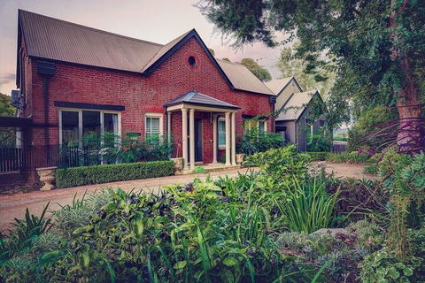 Evanslea Luxury Boutique Accommodation - Accommodation Asia 2